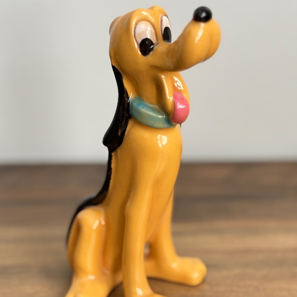 * VINTAGE Walt DISNEY Productions PLUTO Ceramic Porcelain Figure Figurine Japan